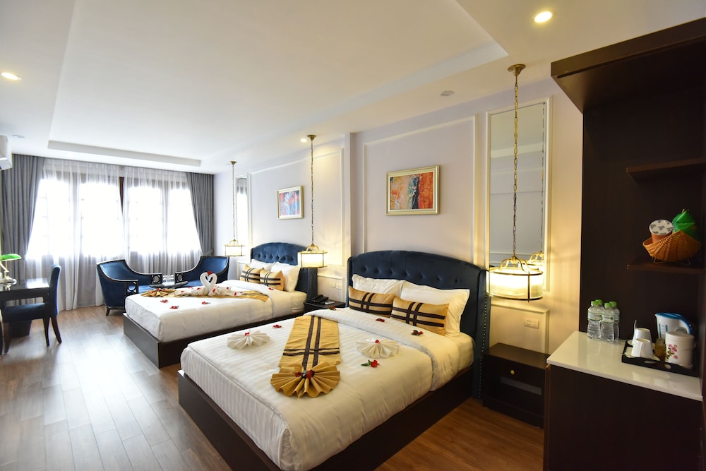 S Central Hotel