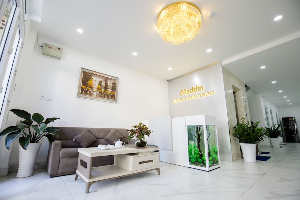 Aladdin Hotel And Apartment
