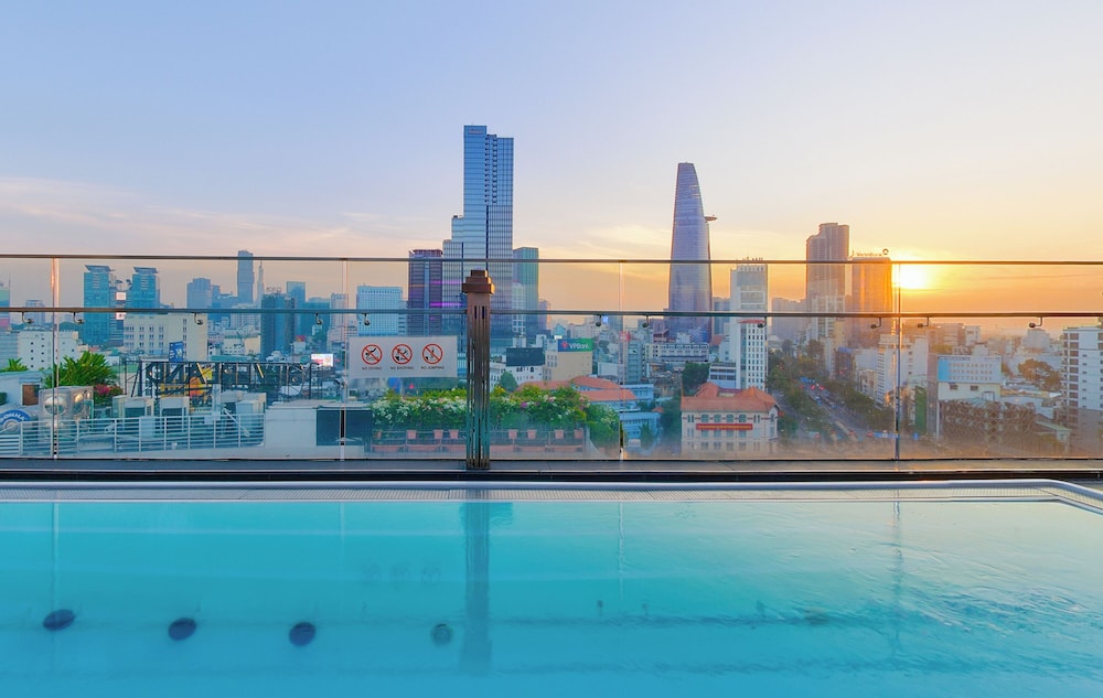 Winsuites Saigon