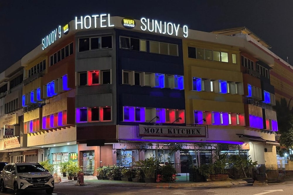 Hotel Sunjoy 9 At OKR KL by ZEN Rooms