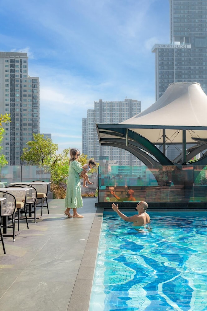 Ramada Plaza by Wyndham Sukhumvit 48