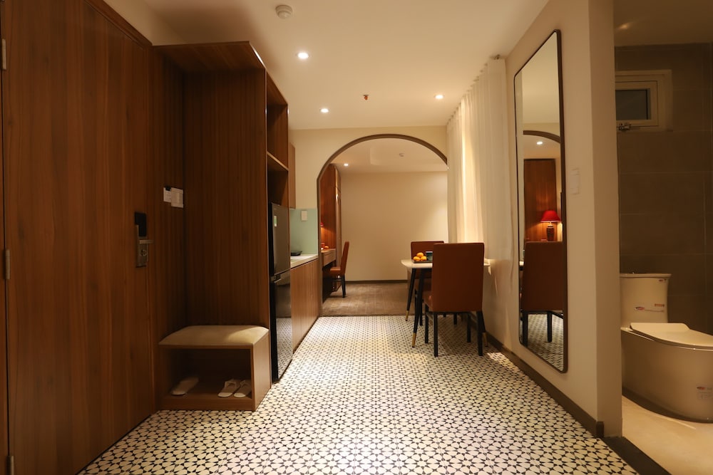 Lanura Apartments And Hotel