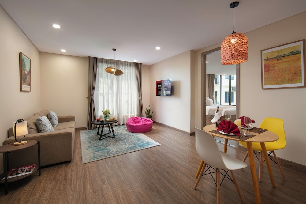 HB Serviced Apartment  Lac Long Quan