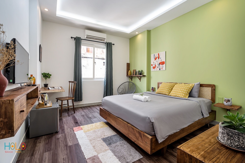 HoLo Central Saigon  Serviced HomeStay