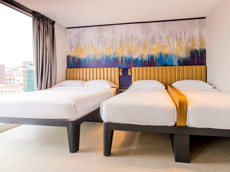 Ibis Budget Singapore Gold