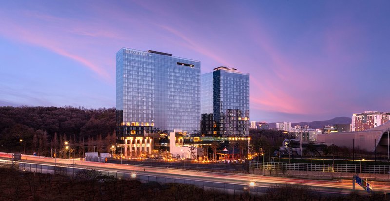 DoubleTree by Hilton Seoul Pangyo Residences
