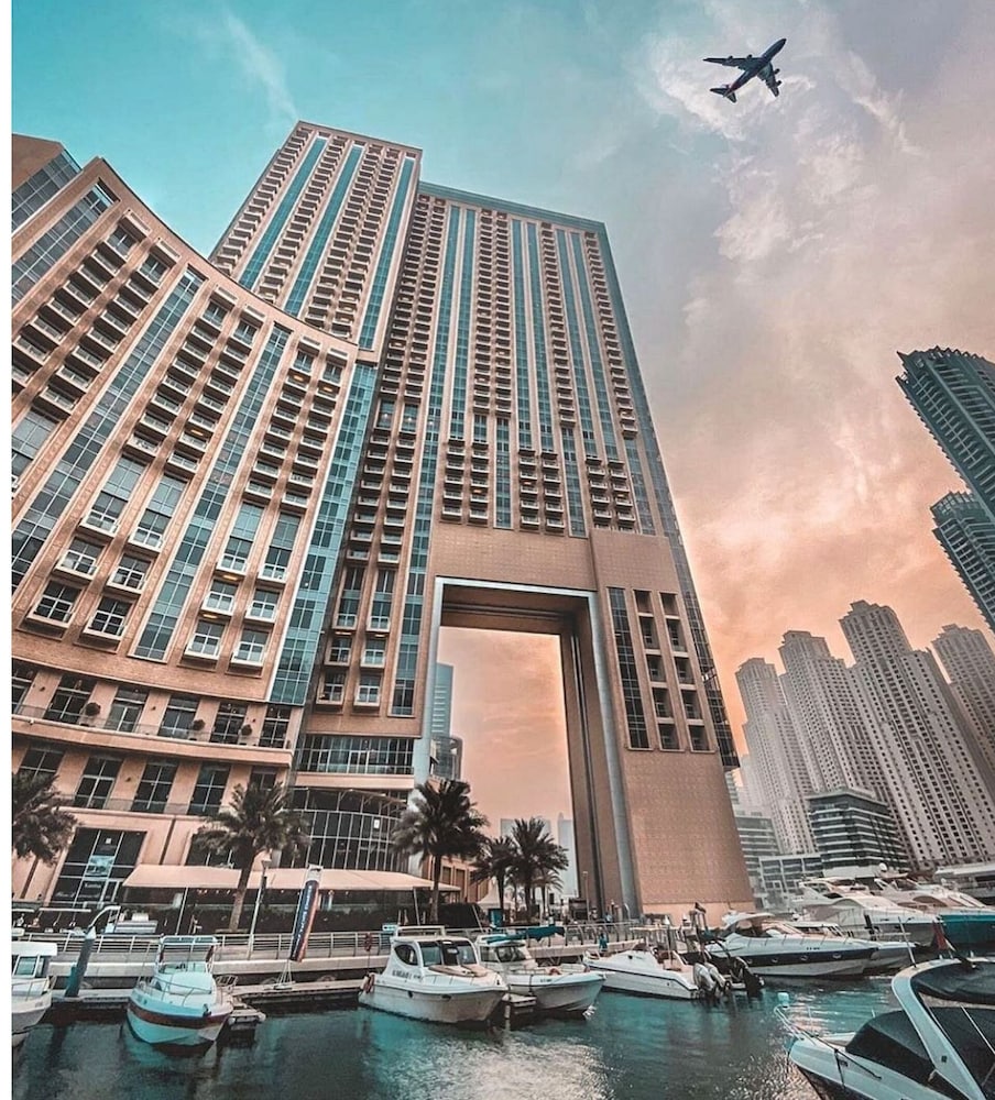 Address Dubai Marina Residences