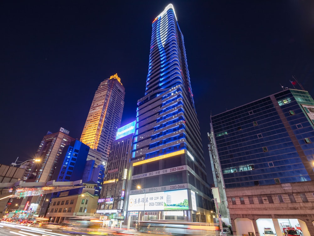 Roaders Plus Hotel  Taipei Station