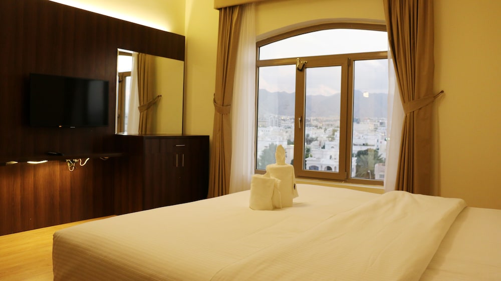 Weekdays Hotel