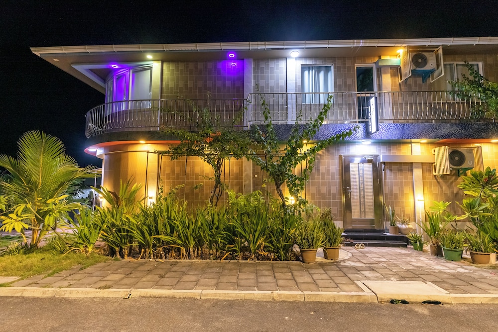 Isle Inn