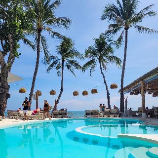 Elephant Beach Resort
