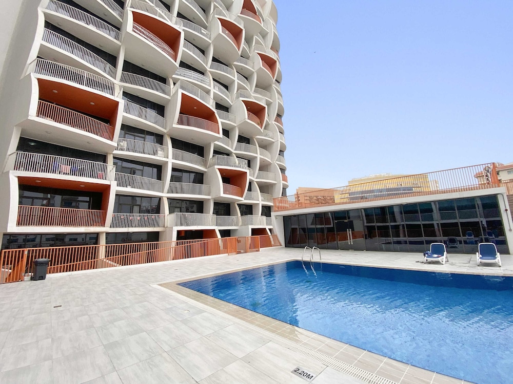 Silkhaus Binghatti Pearl DSO in Al Ain