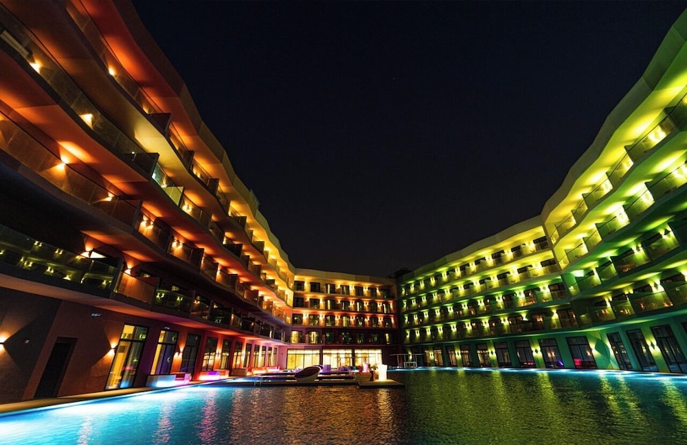 voco Dubai Nice The Heart of Europe