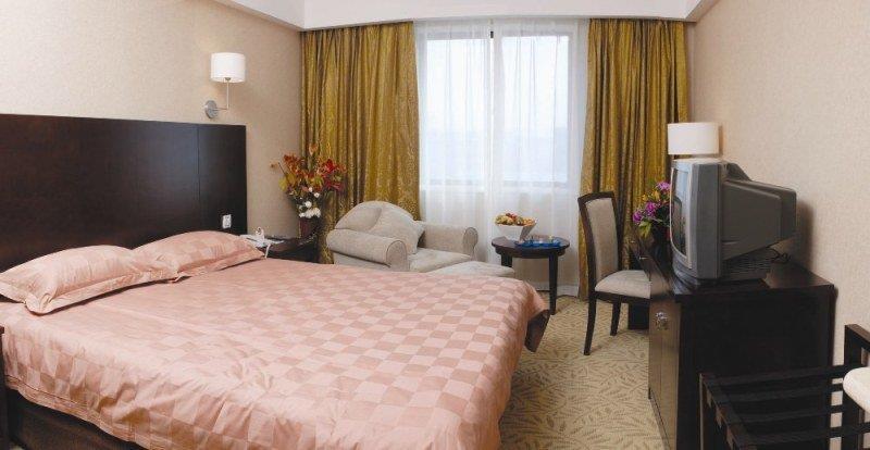 Ariva Beijing West Hotel & Serviced Apartment