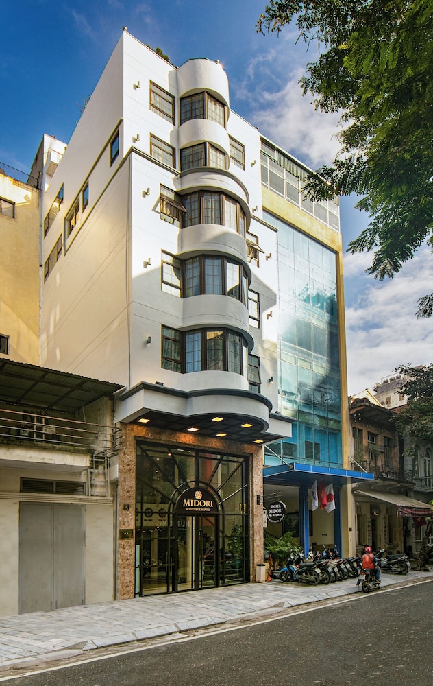 Midori Boutique