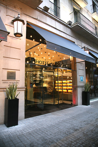 Alexandra Barcelona Hotel, Curio Collection by Hilton