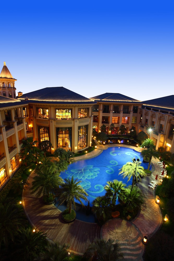 Chateau Star River Pudong