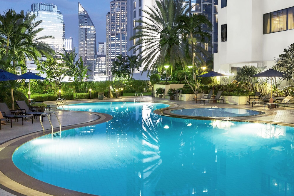 Rembrandt Sukhumvit