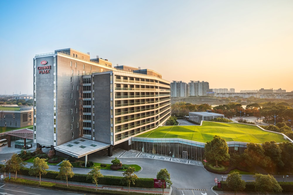 Crowne Plaza Shanghai Xiayang Lake