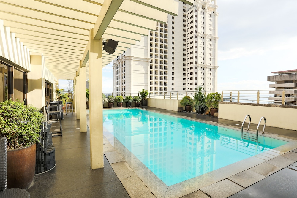 Armada Manila