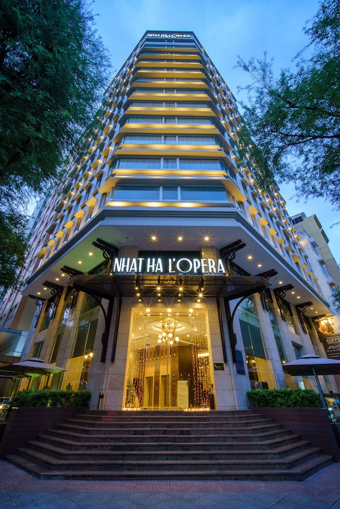Nhat Ha L’Opera