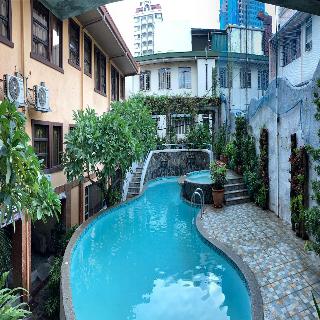 1775 Adriatico Suites