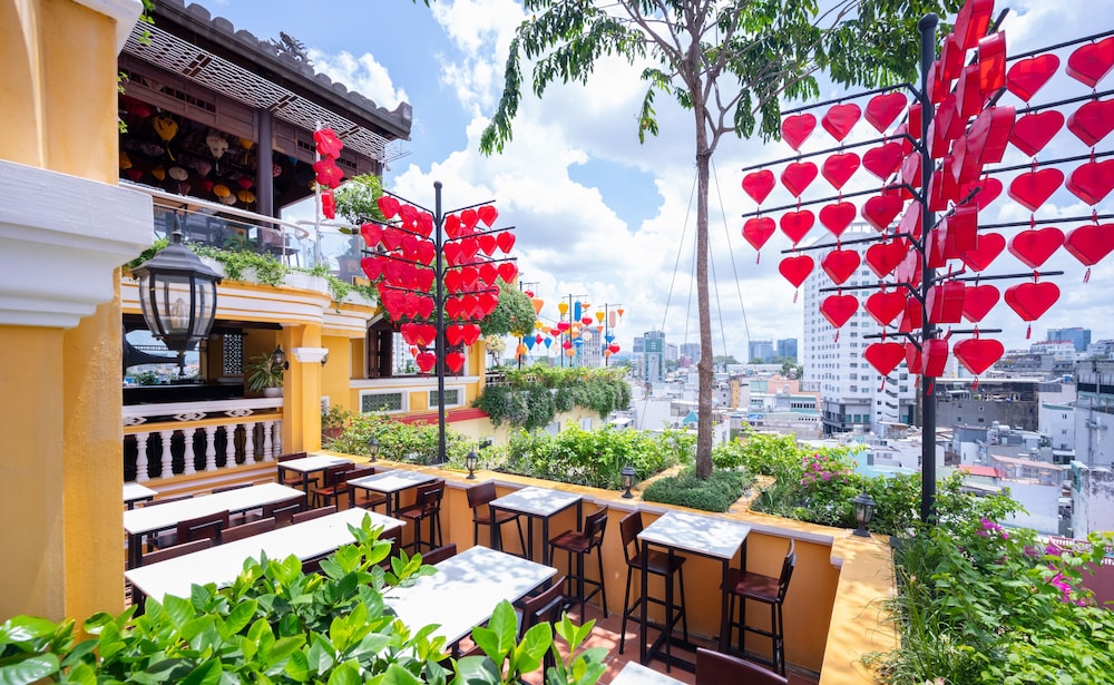 Duc Vuong Hotel