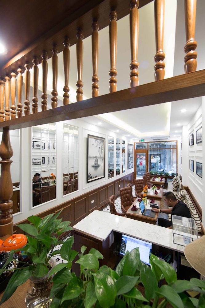 Hanoi Amber Hotel