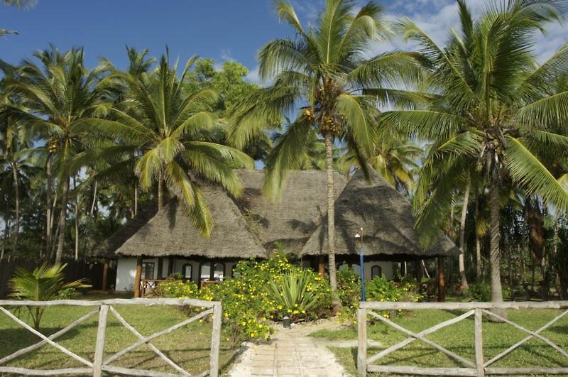 Bluebay Beach Resort and Spa in Zanzibar
