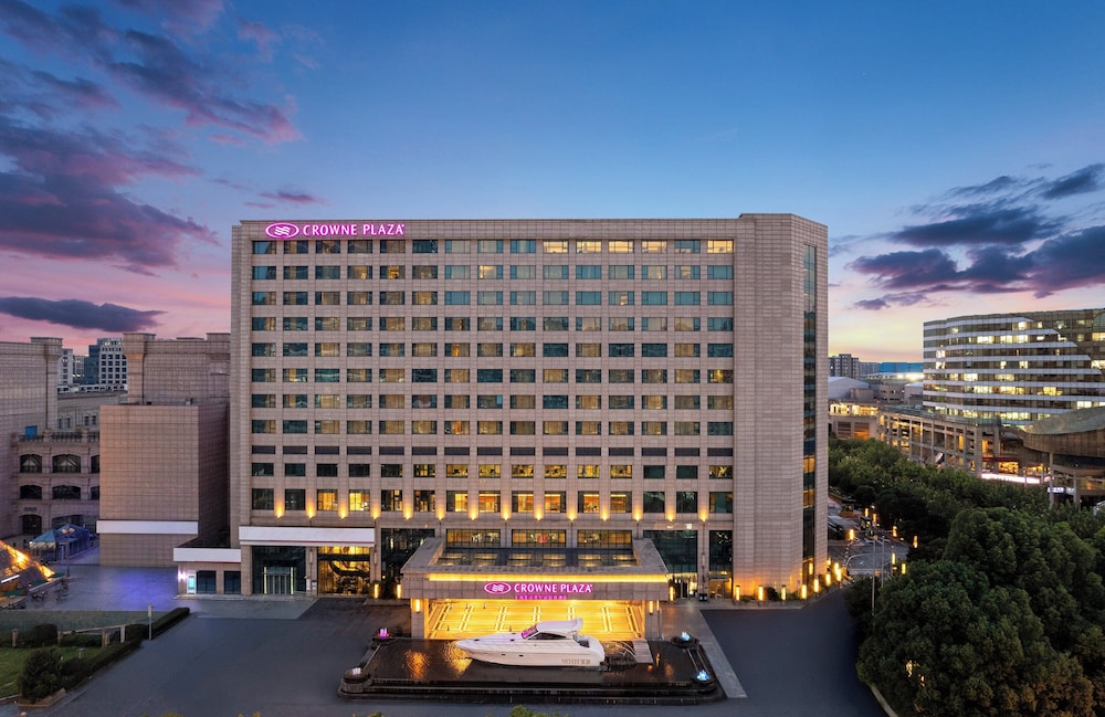 Crowne Plaza Shanghai Noah Square