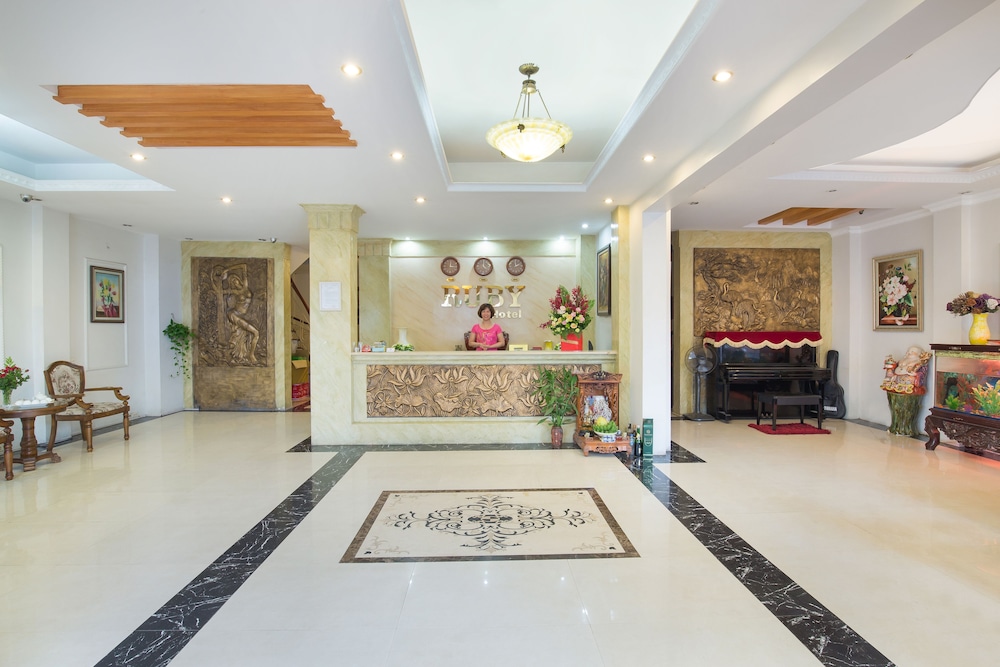 Ruby Hotel