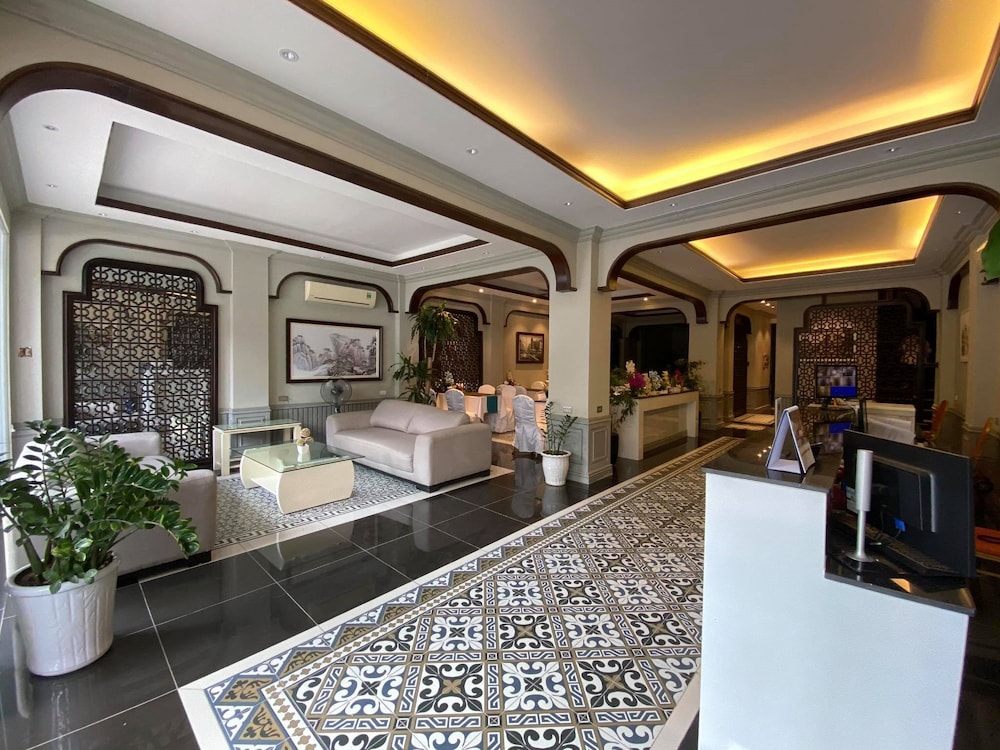 Bonne Nuit Hotel