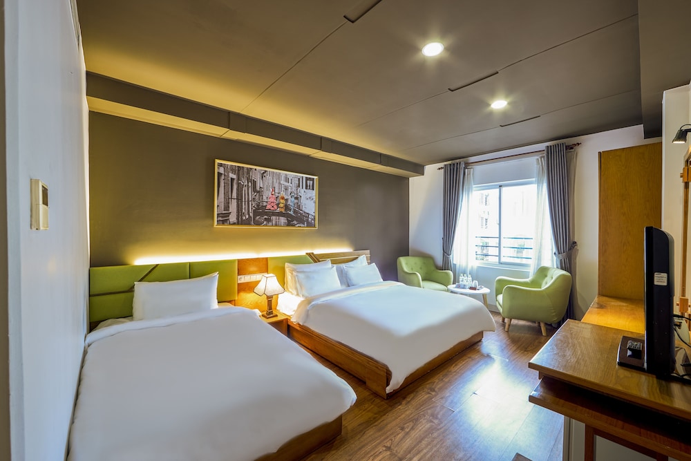 The Noble Swan Hotel