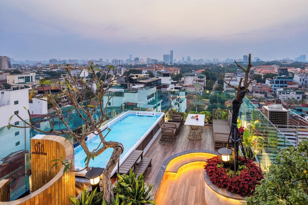 Hanoi Peridot Hotel