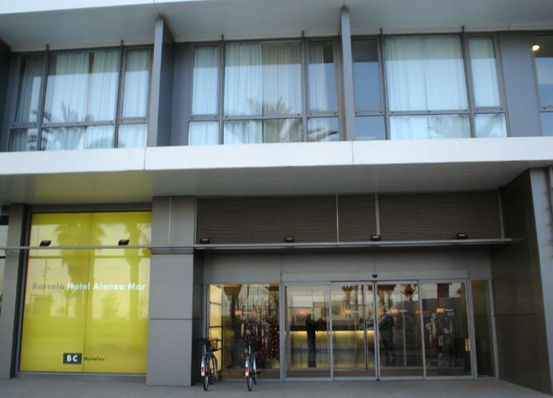 Occidental Atenea Mar