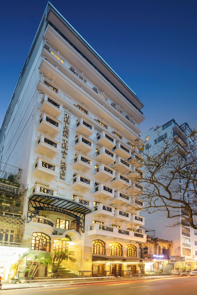 Babylon Grand Hotel & Spa