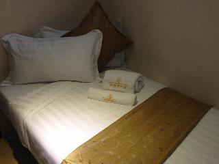 Dela Chambre Hotel