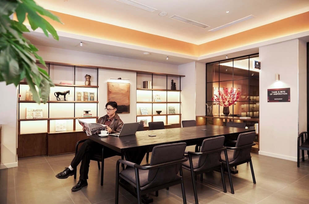 Lenid Hotel Tho Nhuom