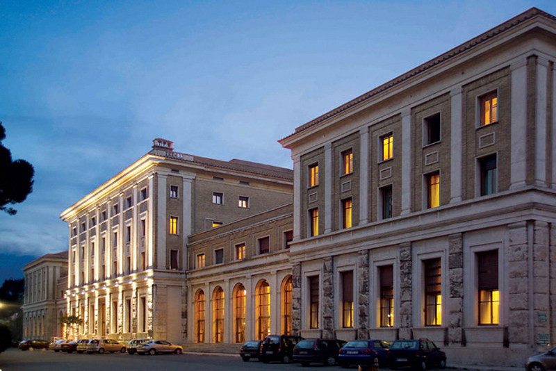 TH Roma - Carpegna Palace Hotel