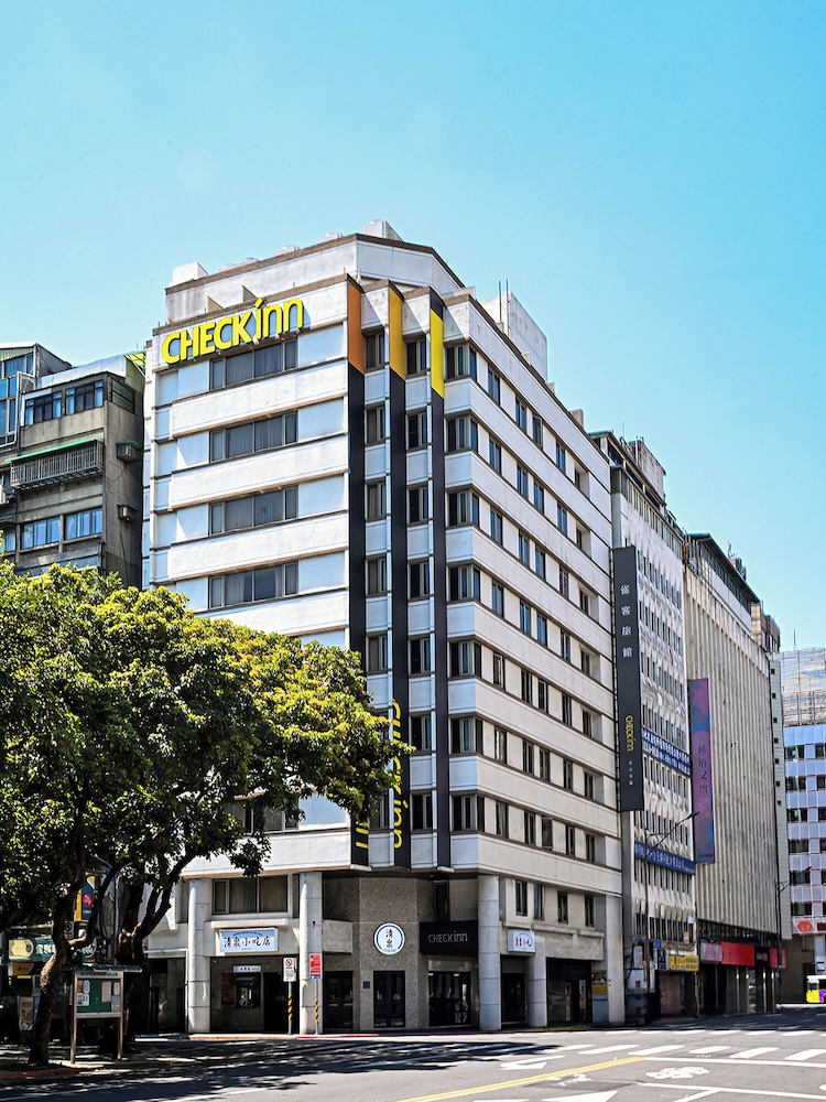 CHECK inn Taipei Main Station
