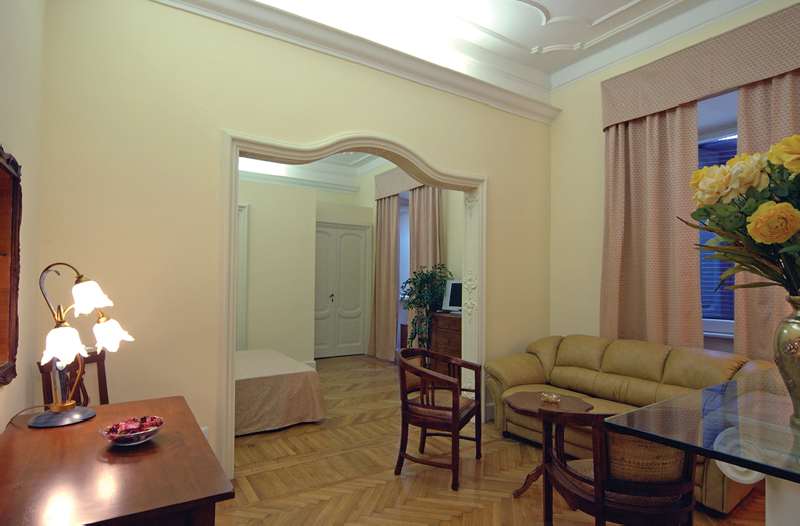 Golden Tulip Rome Piram