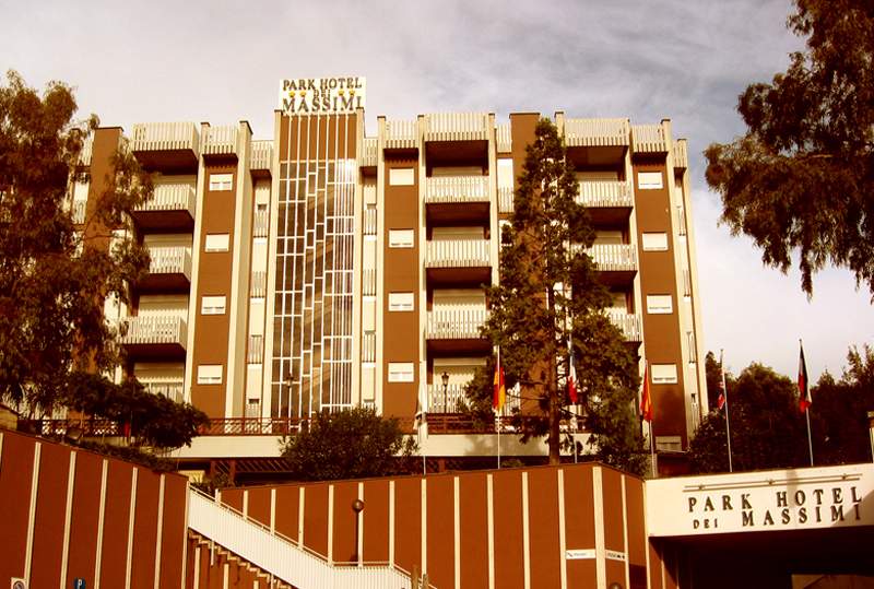 Massimi City Garden Hotel