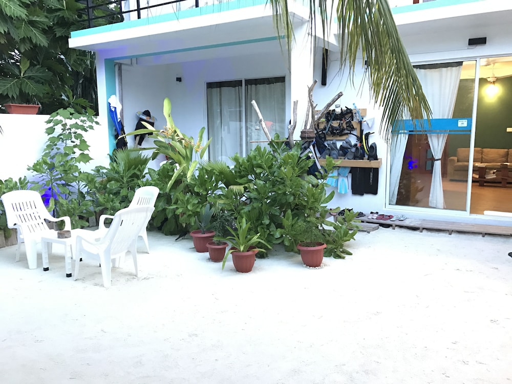 Acqua Blu Rasdhoo