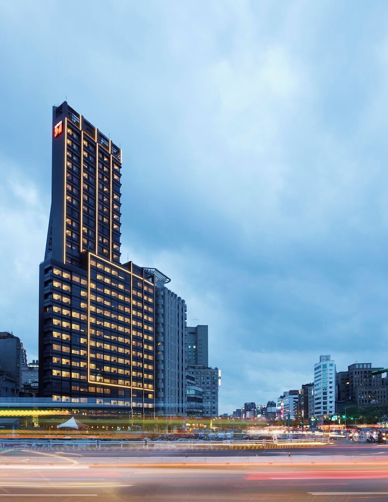 citizenM Taipei North Gate Hotel