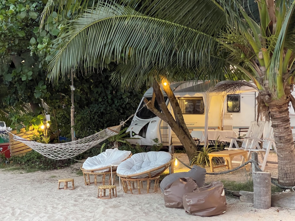 Samui Caravans