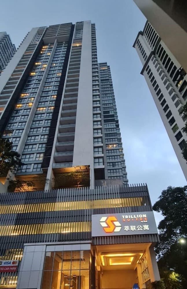 Trillion Suites by SLG