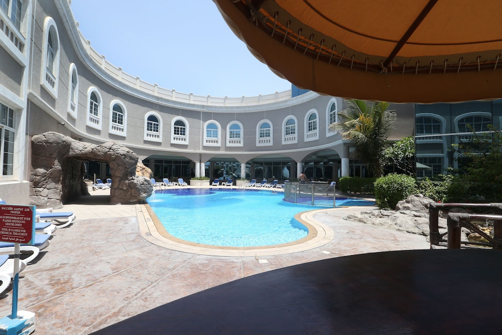 Sharjah Premiere Hotel  Resort