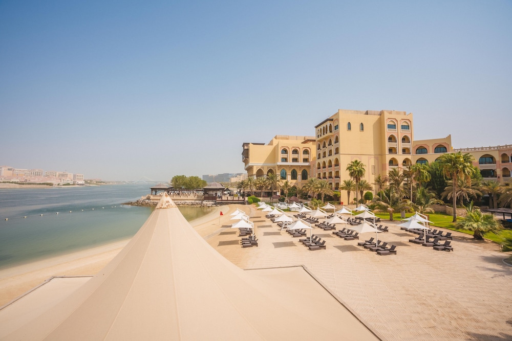 Shangri-La Qaryat Al Beri, Abu Dhabi