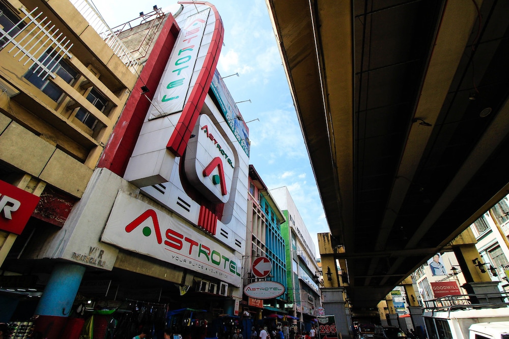 Astrotel Avenida