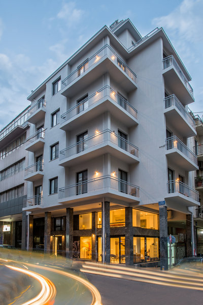 SpotApart Residences